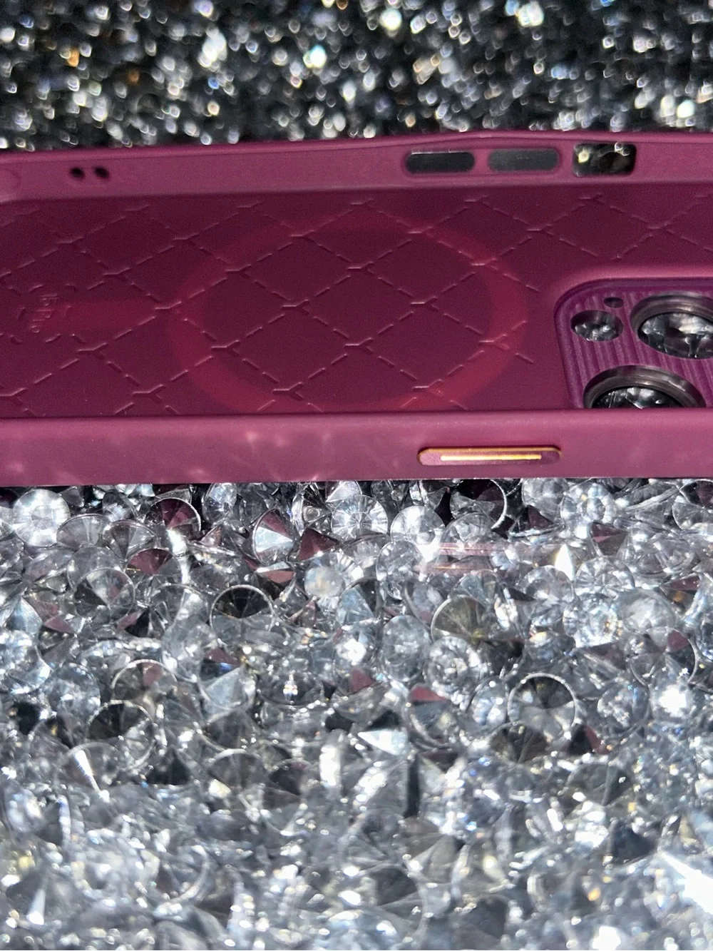 iPhone 15 pro Magenta Wireless Charging Compatible Phone Case